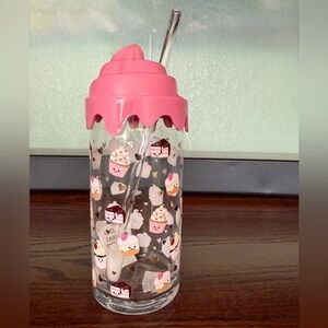 Cute Cupcake Glass Tumbler with Straw. Brand New